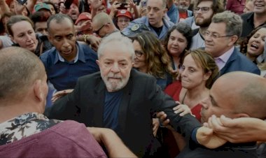 Toffoli anula provas e diz que prisão de Lula foi erro histórico