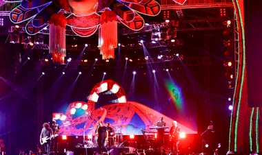 Rock nacional de Biquini invade ‘#SouManaus 2023’ e encerra segunda noite com apresentação memorável