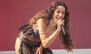 Marina Sena, no The Town, chora antes de cantar setlist de Gal Costa