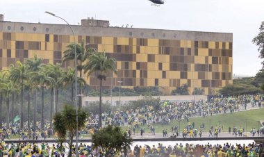 STF marca julgamento de mais 7 réus por atos golpistas de 8/1