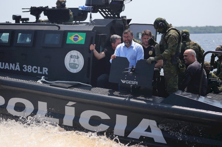 Governador Wilson Lima entrega lanchas blindadas ao sistema de segurança pública e vistoria Base Arpão 2