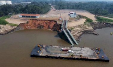 Parte de porto cai no rio em Itacoatiara, no Amazonas