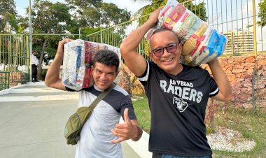 Prefeito acompanha distribuição de cestas básicas aos permissionários da Casa de Praia Zezinho Corrêa