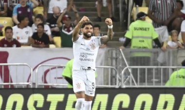 Em jogo de golaços, Fluminense e Corinthians empatam no Maracanã