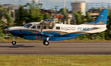 Avião Cessna Grand Caravan com 12 pessoas cai e explode em Rio Branco, no Acre