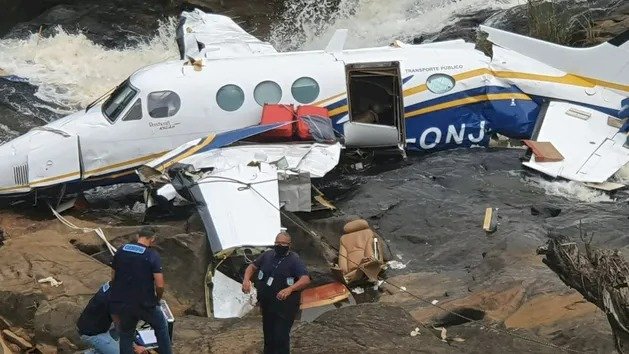Polícia civil culpa pilotos por morte de Marília Mendonça