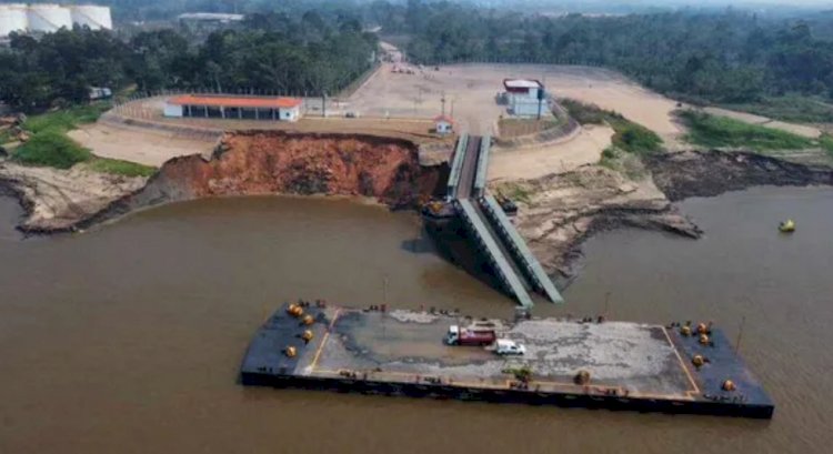 Parte de porto cai no rio em Itacoatiara, no Amazonas