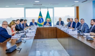 Em meio a discussão sobre meta fiscal, Lula diz que 'dinheiro bom é dinheiro transformado em obra'