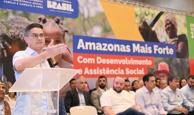 Prefeito assina termo de adesão ao plano ‘Brasil sem Fome’ do governo federal