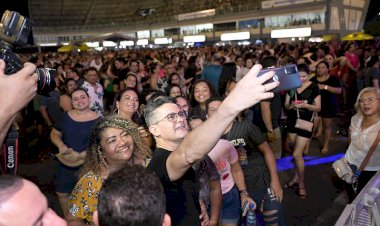 Prefeitura de Manaus homenageia servidores públicos com grande festa no sambódromo