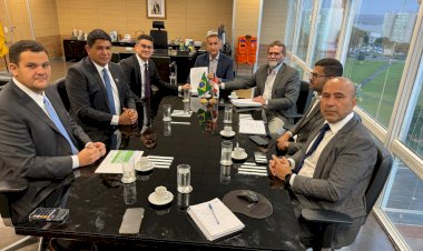 Governo federal recebe projetos da Prefeitura de Manaus no relançamento do Minha Casa, Minha Vida