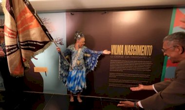 Funcionários que abordaram porta-bandeira da Portela em aeroporto são demitidos