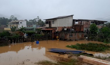 Chuvas matam 2 e deixam mais de 300 desabrigados em Angra dos Reis