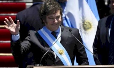 Javier Milei faz 1º discurso após posse