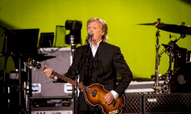 'O pai tá on': Paul McCartney encerra turnê pelo Brasil com show interativo e homenagens aos Beatles