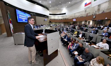 Prefeito participa de sessão solene em homenagem às igrejas que celebram Festas Bíblicas em Manaus