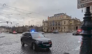 Ataque a tiros em universidade de Praga deixa vários mortos