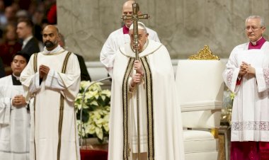 Papa Francisco lembra de conflito em Gaza em missa de celebração do Natal: 'Nosso coração está em Belém'