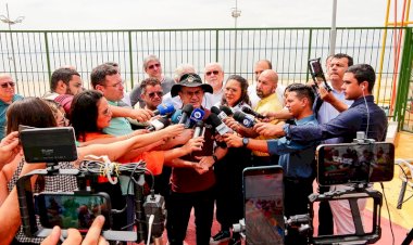 Prefeito libera praia da Ponta Negra para banho após rio Negro alcançar 17,94 metros