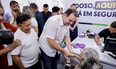 Roberto Cidade aponta importância da defesa da pessoa idosa durante entrega de equipamento de proteção à terceira idade