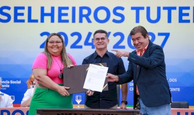 Prefeito empossa novos conselheiros tutelares para o quadriênio 2024/2027