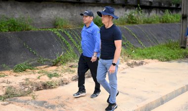 Prefeito inspeciona trabalho em trecho da avenida das Torres após queda de barranco