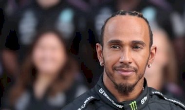 Lewis Hamilton vai trocar a Mercedes pela Ferrari, afirma site