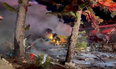 Avião de pequeno porte cai em parque de trailers residenciais e deixa vários mortos na Flórida