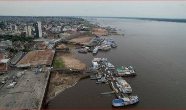 Rio Negro volta a subir, muda paisagens e reaquece economia de Manaus