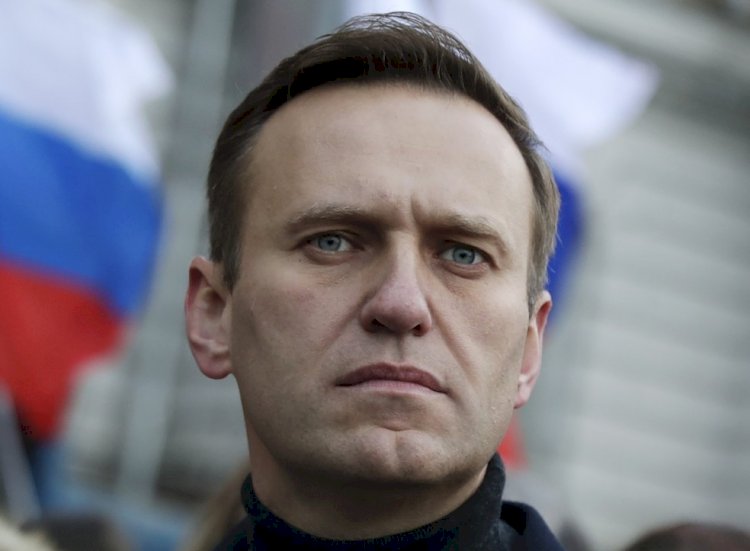 Corpo de Alexei Navalny foi entregue à mãe, diz porta-voz