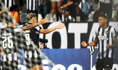 Júnior Santos brilha com golaços, e Botafogo vence o Bragantino pela Libertadores