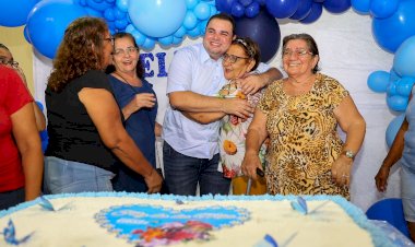 No Dia da Mulher, Roberto Cidade reforça leis de sua autoria que fortalecem a proteção física, social e emocional das mulheres amazonenses