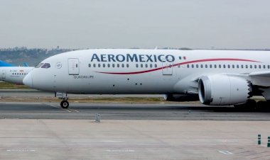 Passageira dá à luz durante voo no México; bebê ganhará voos grátis