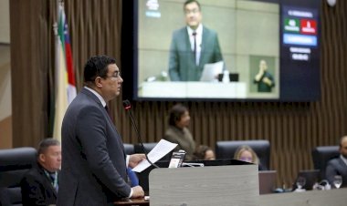 Secretário vai à Câmara e apresenta perícia que comprova farsa de vídeo. Documento é entregue à polícia e ao MP
