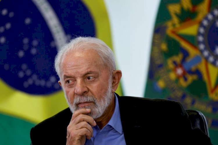 PGR diz que Lula tem imunidade temporária e não pode responder por queixa-crime de Bolsonaro