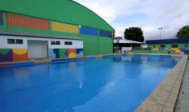 Prefeitura de Manaus entrega complexo esportivo do Santa Etelvina com piscina, campo e quadra poliesportiva reformados