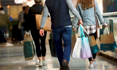 Vendas no varejo surpreendem em fevereiro e vão ao maior patamar da série histórica