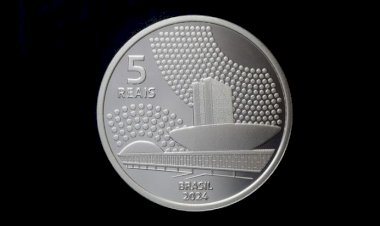 Banco Central lança moeda comemorativa de R$ 5; veja imagens