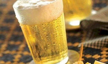 'Síndrome da autocervejaria': o que é condição rara que faz o corpo produzir álcool no próprio intestino