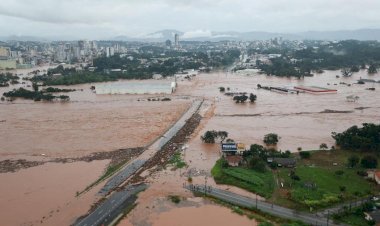 Frente fria vai derrubar temperatura no RS; estado tem 159 mil desalojados