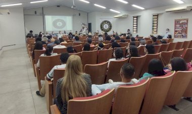 Cursos EAD para formação de professores devem ter metade de carga horária presencial, decide MEC