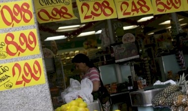 IPCA-15 sobe 0,30% julho e taxa em 12 meses fica perto do teto da meta