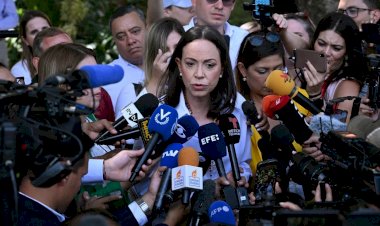 A minutos de urnas fecharem na Venezuela, oposição denuncia irregularidades