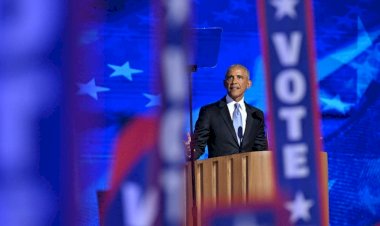 Obama renova o próprio slogan em apoio a Kamala Harris: 'sim, ela pode'