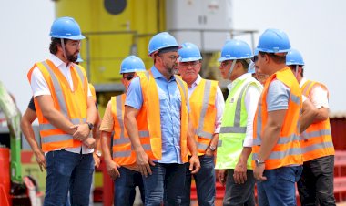 Em vistoria de portos provisórios, Wilson Lima destaca articulação do Governo do Estado para garantir abastecimento da indústria e comércio