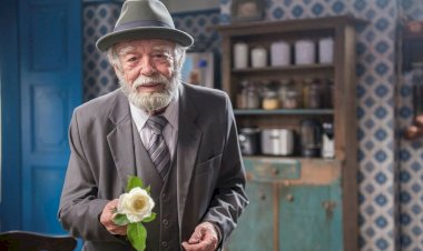 Emiliano Queiroz, o Dirceu Borboleta de 'O Bem-Amado', morre no Rio