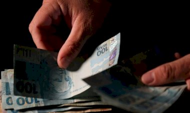 FMI eleva projeção de crescimento do Brasil a 3% este ano e vê desaceleração em 2025