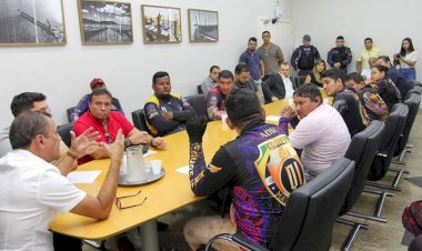 Prefeitura reúne com motociclistas de aplicativo para elaborar projeto de regulamentação da categoria