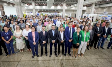 Durante encontro com prefeitos eleitos e reeleitos, governador Wilson Lima reforça a importância de parceria entre estado e municípios em áreas prioritárias