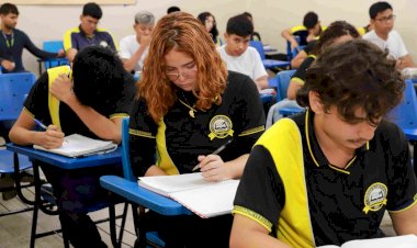 Mais de 45 mil alunos da rede estadual do Amazonas realizam o Enem no domingo